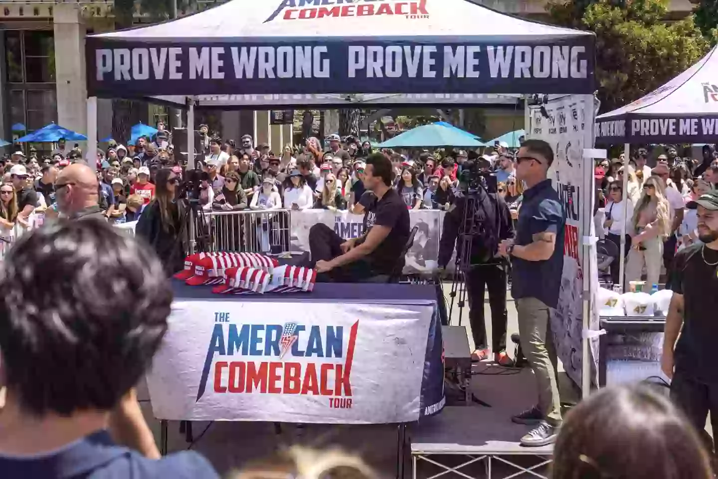 Kirk often hosts open-air debates. (Michael Ho Wai Lee/SOPA Images/LightRocket via Getty Images)