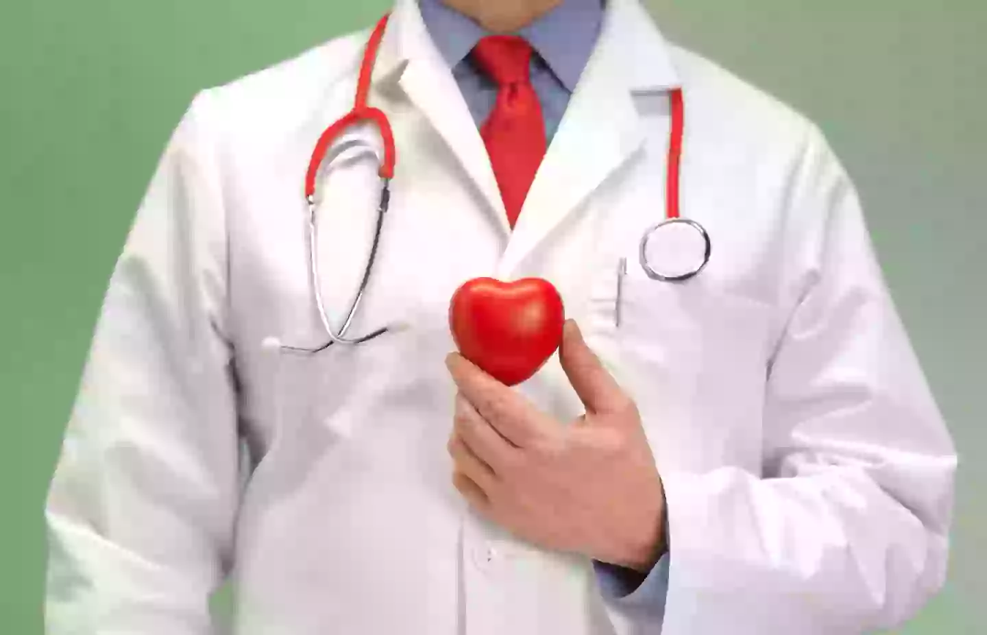 Heart surgeon Dr Jeremy London has revealed the six things he avoids for his health (Getty Stock Image)