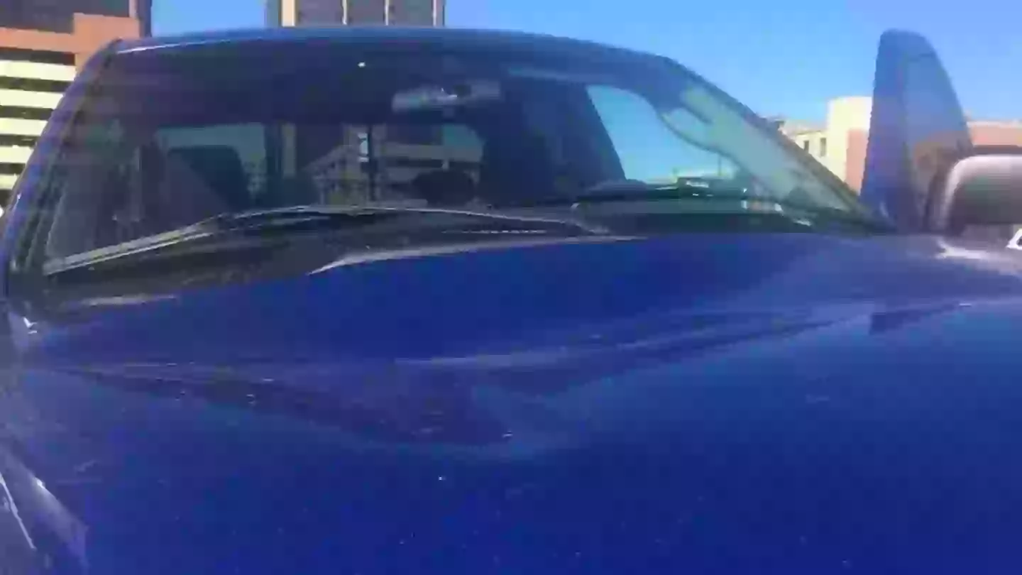 Driver left stunned by unexpected note they received after finding huge dent on their car bonnet