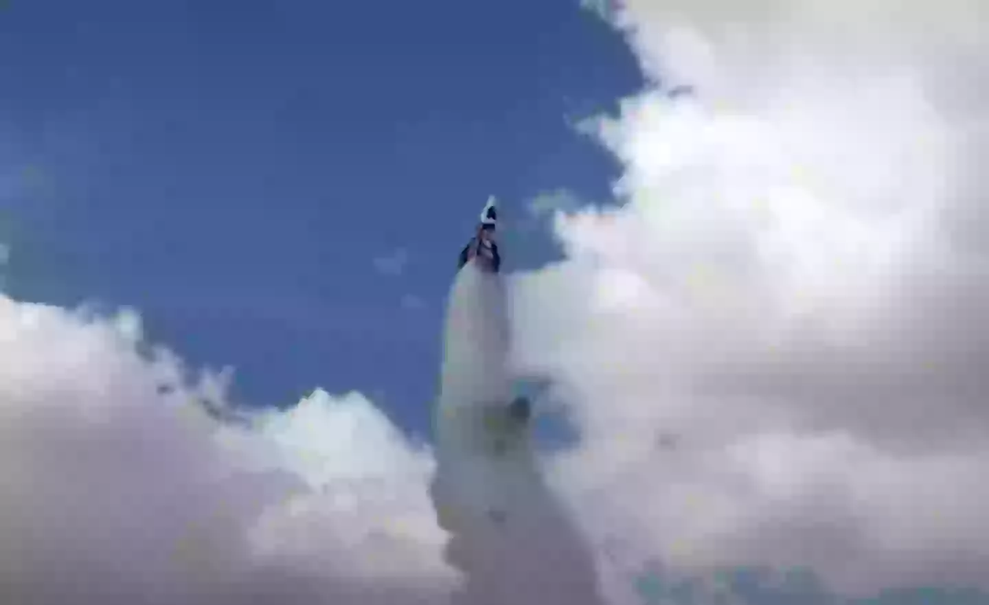 The parachute deployed too early. (YouTube/@JustinChapman15)