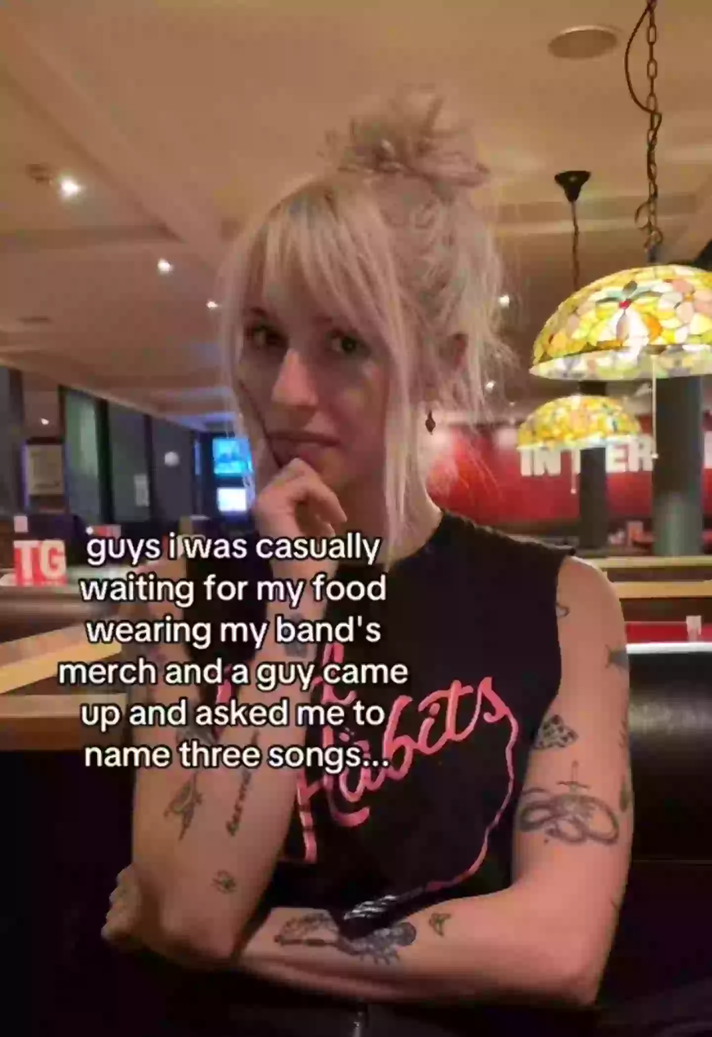 She couldn't believe it (TikTok/whatisrocknroll)