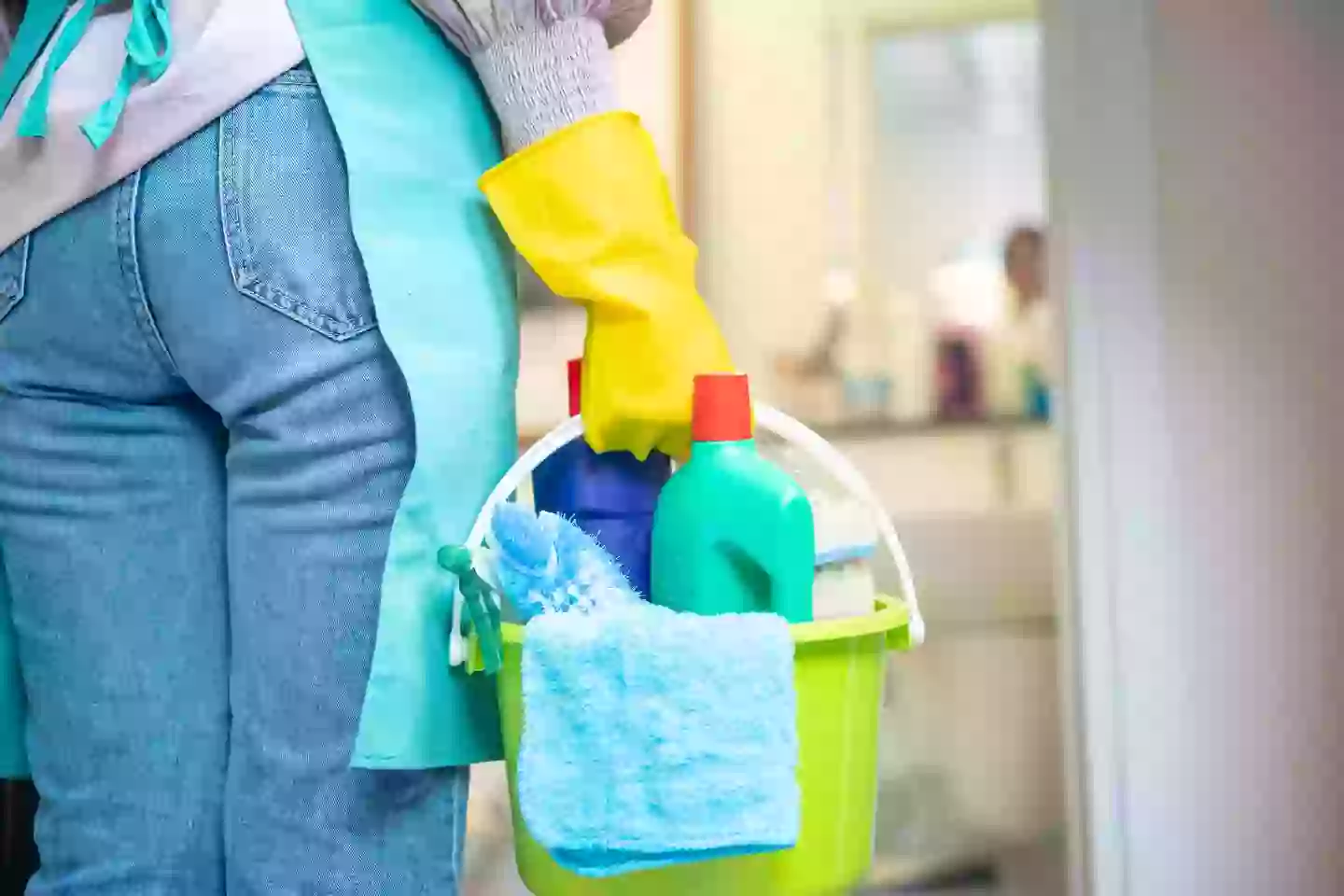 Who knew that cleaning could be so spicy? (Getty Stock Image)