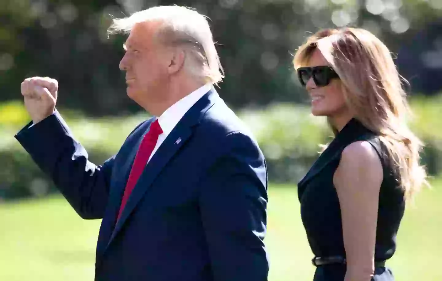 Those damn sunglasses, eh? (SAUL LOEB/AFP via Getty Images)