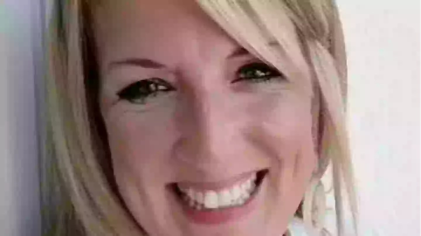 Mum arrested after confiscating kid's iPads and is held in cell for seven hours