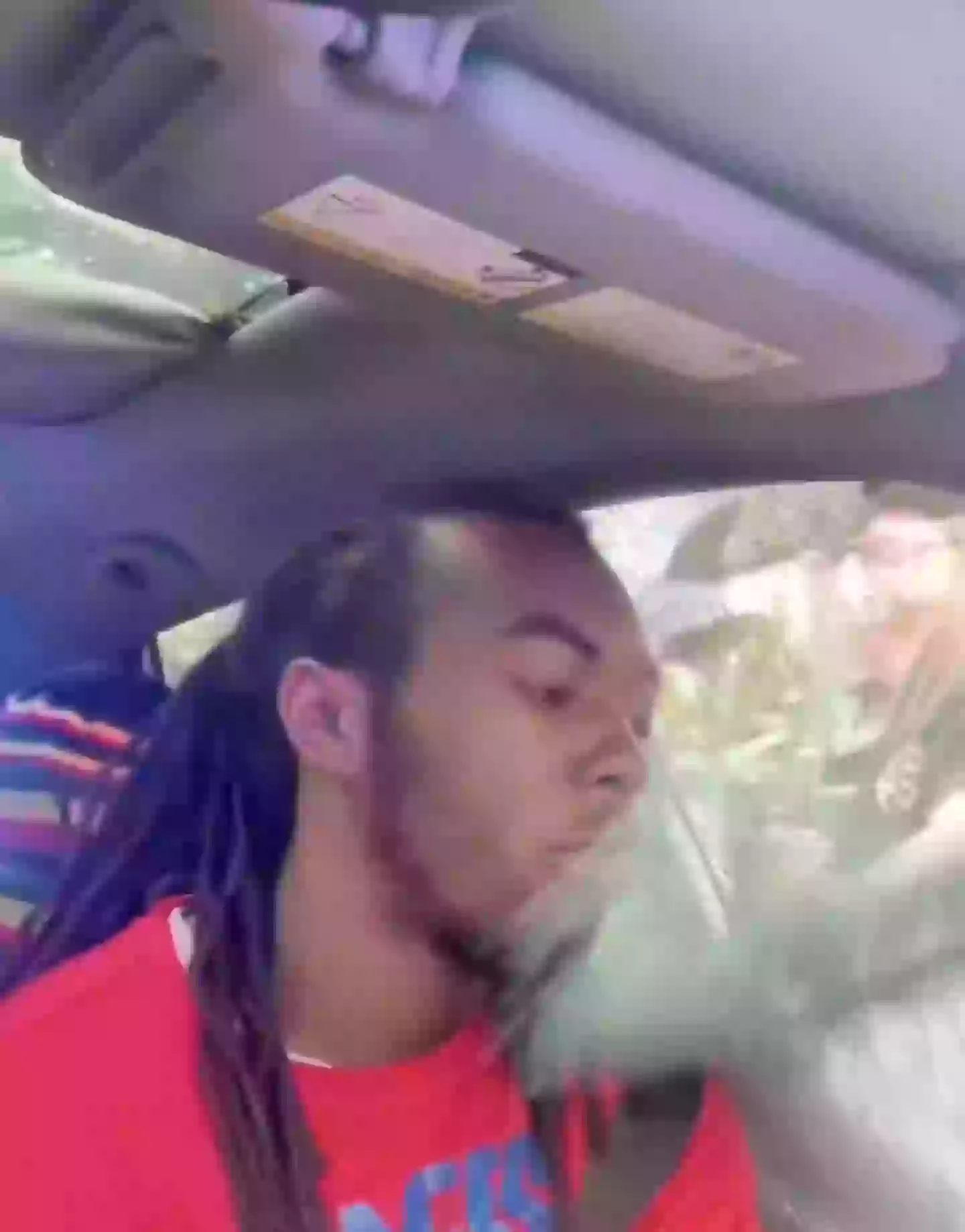 The police officer's actions were justified, according to prosecutors (X)