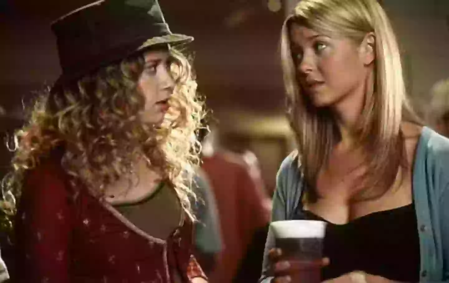 Natasha Lyonne and Tara Reid in 1999's American Pie (Universal Pictures)