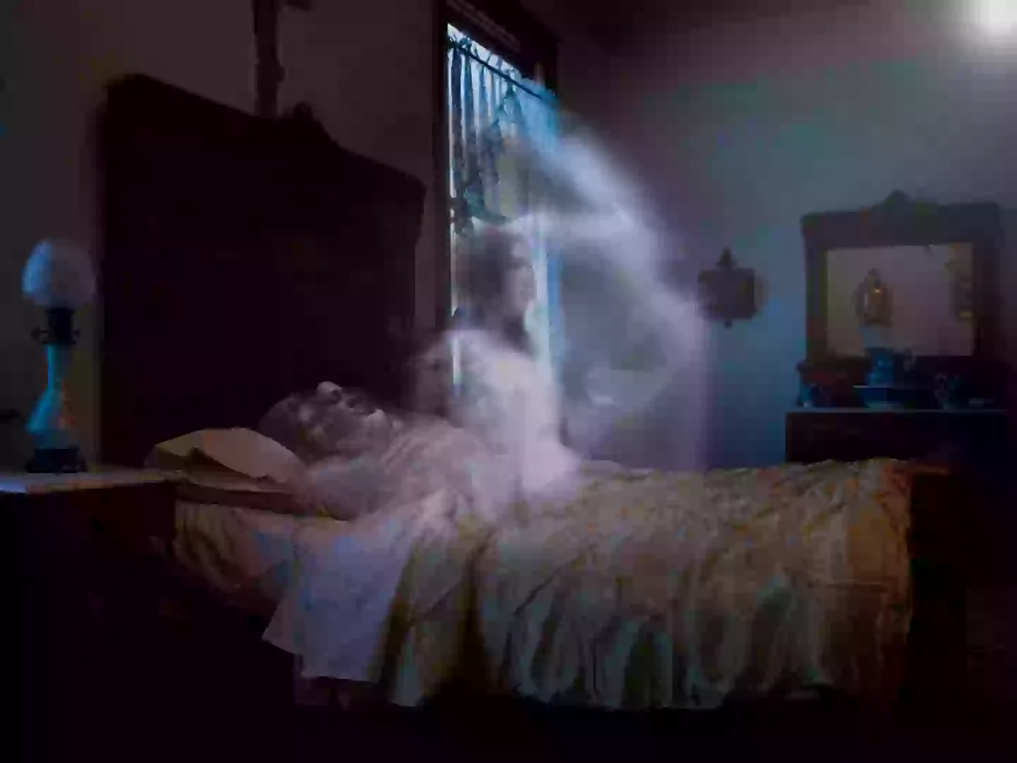 A NDE can involve out-of-body experiences (Getty Stock Image)