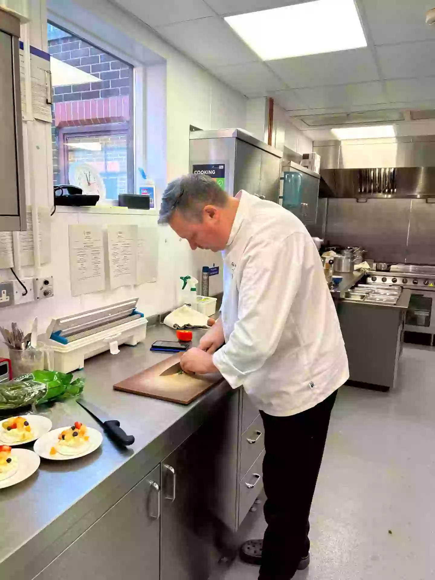 The chef wants to satisfy patients' requests with his food (Cover Images)