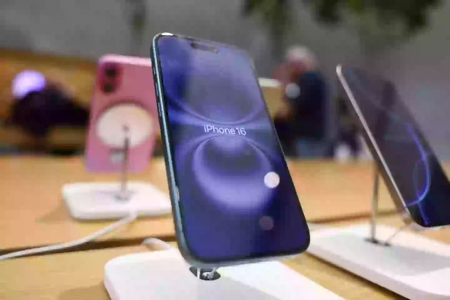 Apple iPhone users are possibly facing an 'extremely sophisticated attack' (Jakub Porzycki/NurPhoto via Getty Images)