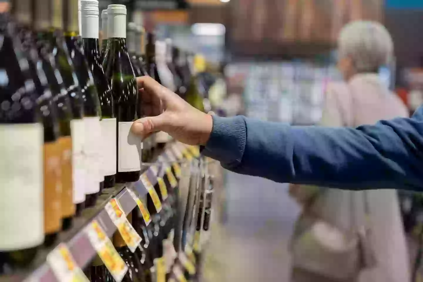 Never saw that fancy wine on your date night? (Getty Stock)