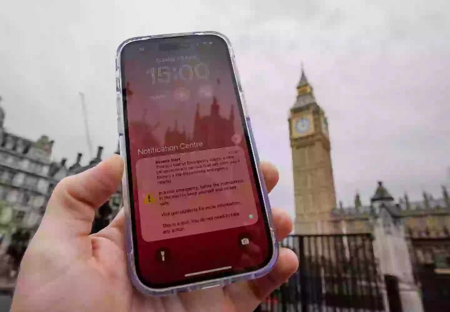 An emergency alert was sent to phones for the first time in 2023 (Getty/Rob Pinney)