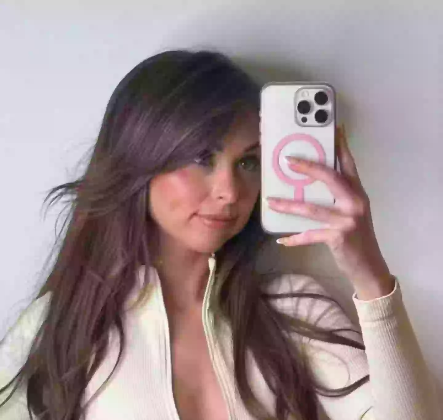 The adult star is very particular when it comes to breath - and who wouldn't be? (Instagram/letrileylive)