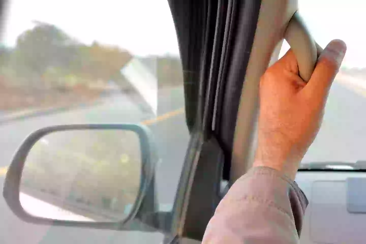 The handles are an important feature for those less mobile. (Getty Stock)