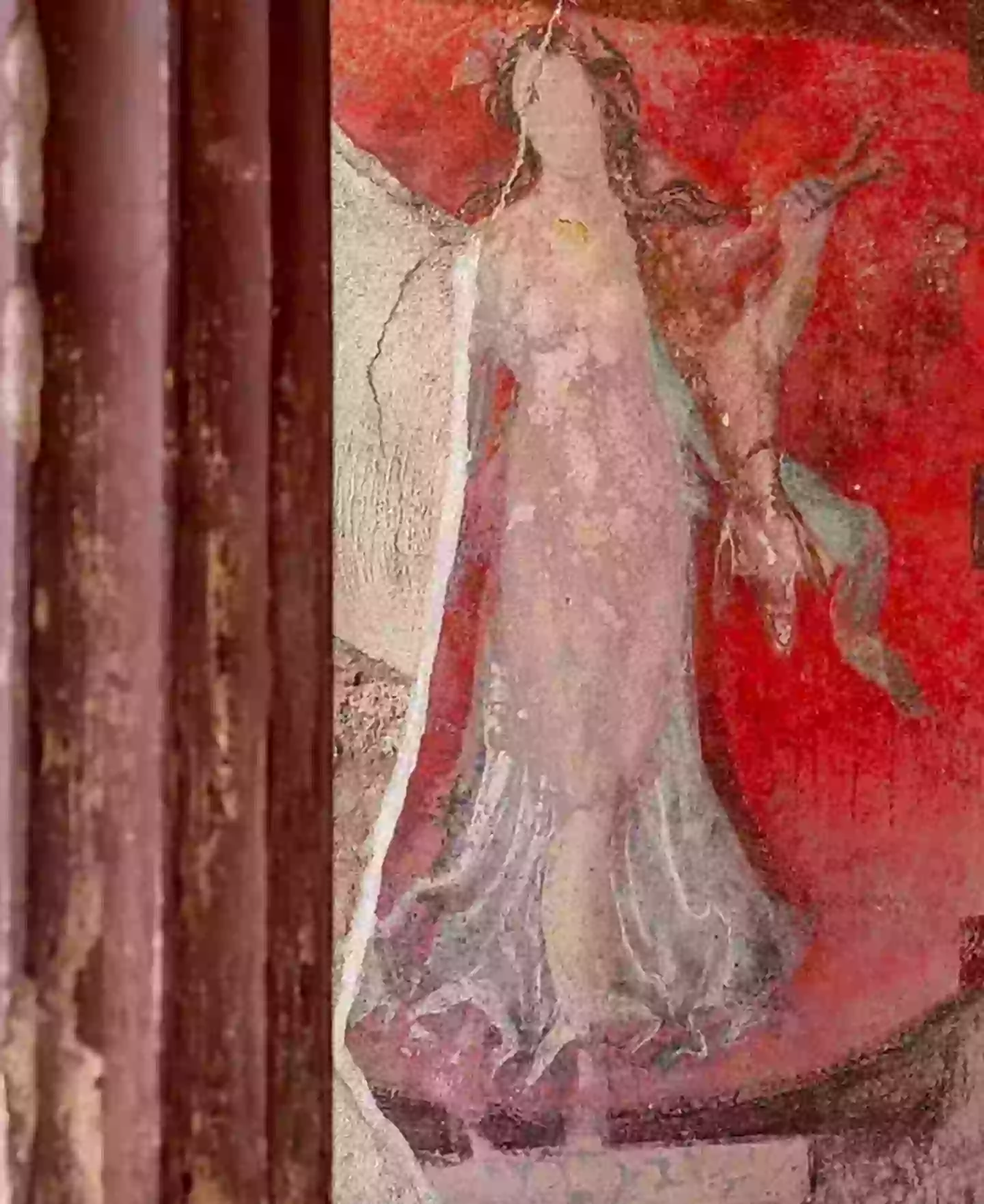 Archaeologists make 2,000-year-old Pompeii discovery linked to secretive cult and rituals 2 The paining of the Dionysus cult (Archaeological Park of Pompeii)