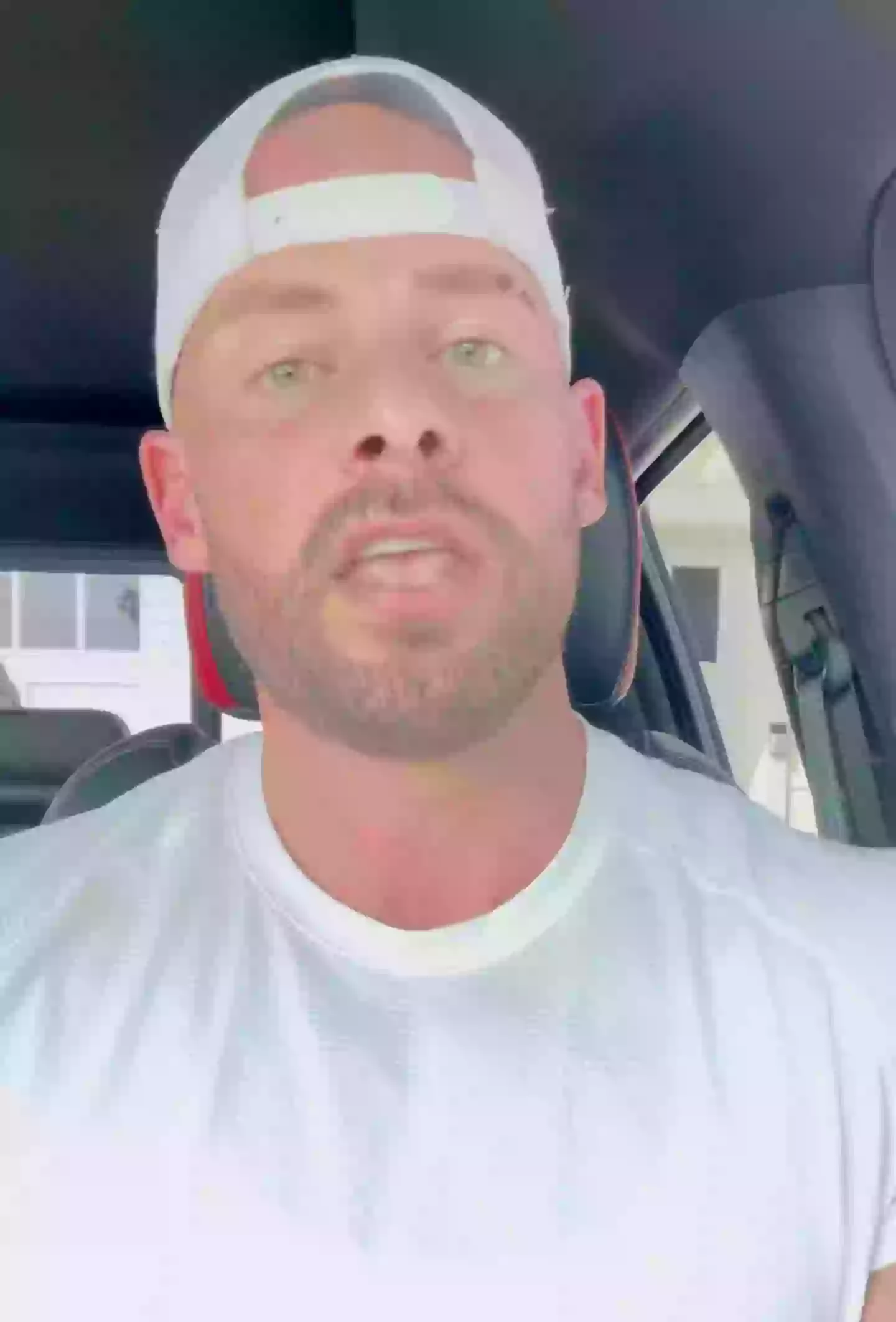 Swoll praised the man in the clip (X/@TheJoeySwoll)