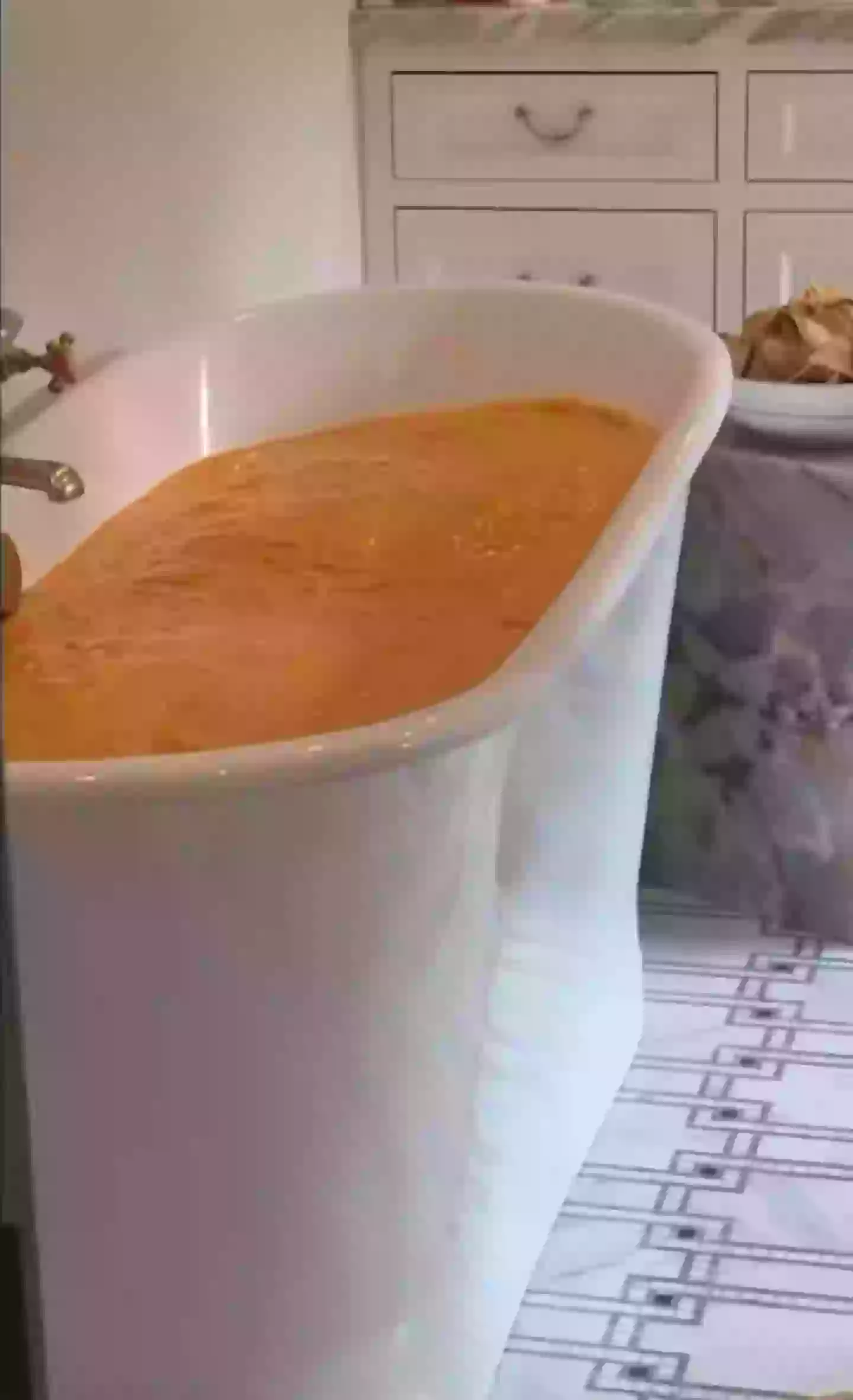 That won't be fun to clean... (Instagram/itsbennyblanco)