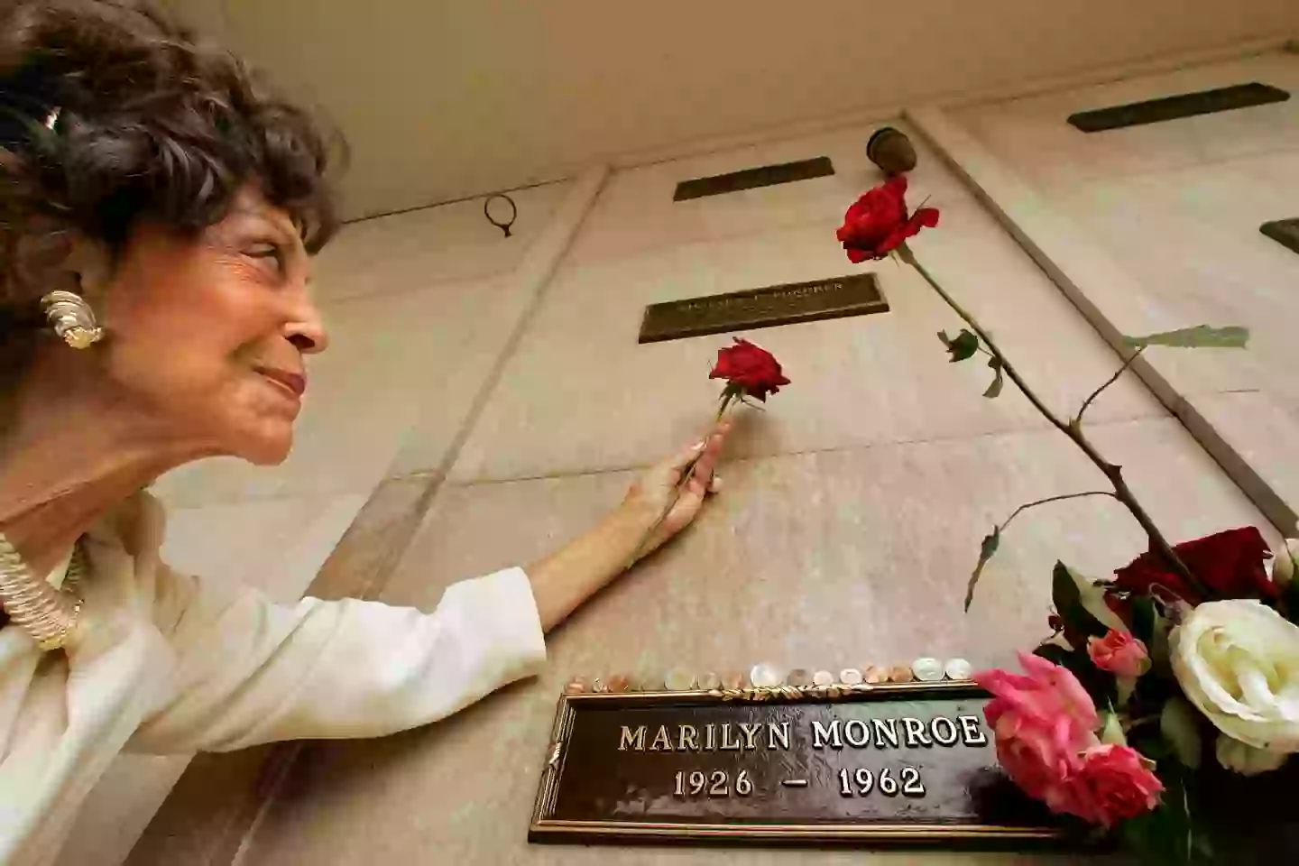 Elsie Poncher tried to auction off the spot where her husband was buried but a deal fell through, so he's still there (Mel Melcon/Los Angeles Times via Getty Images)