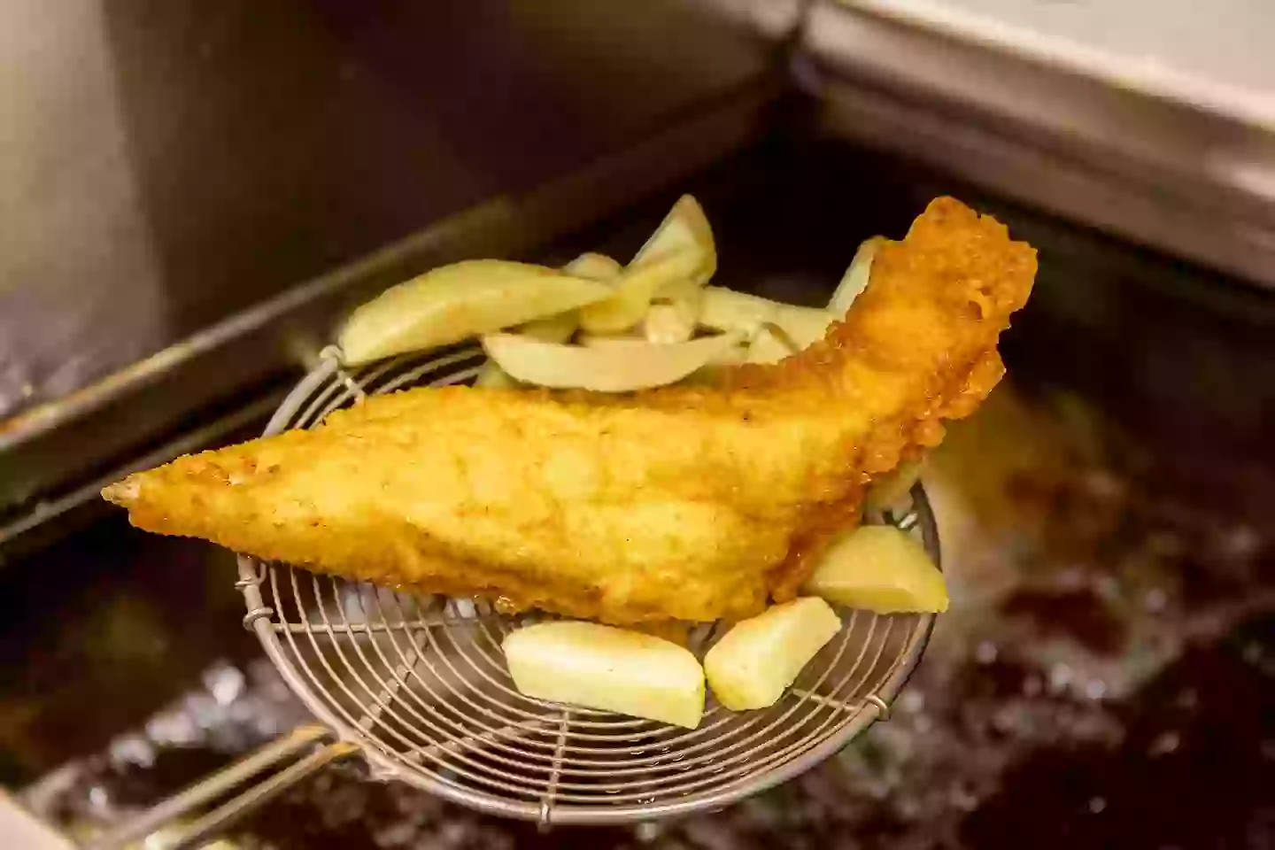 What if I told you the 'vinegar' you put on your fish and chips isn't actually vinegar? (Laura Zapata/Bloomberg)
