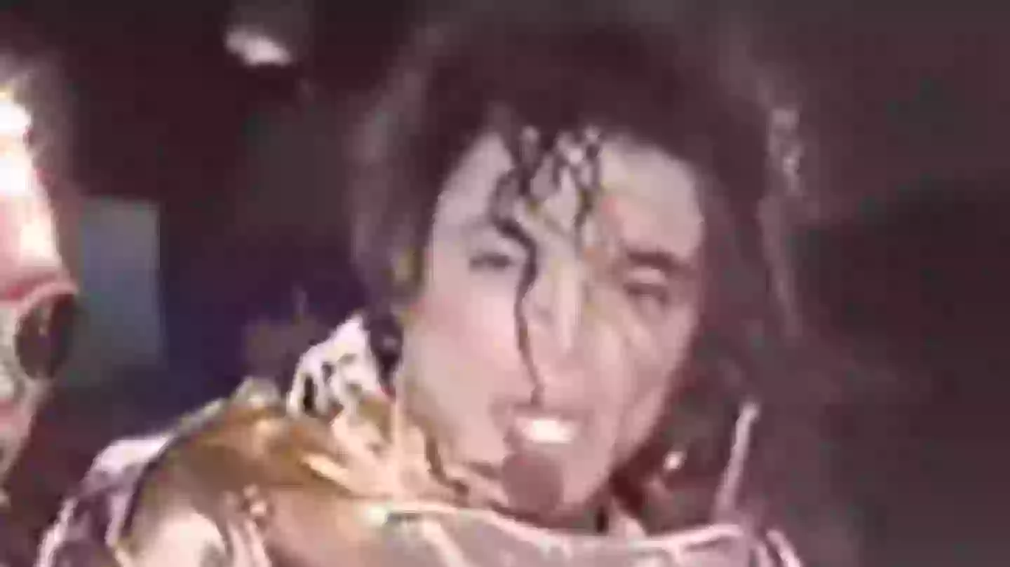 Fake Mike Michael Jackson's 'real voice' after being 'exposed' for faking iconic ...