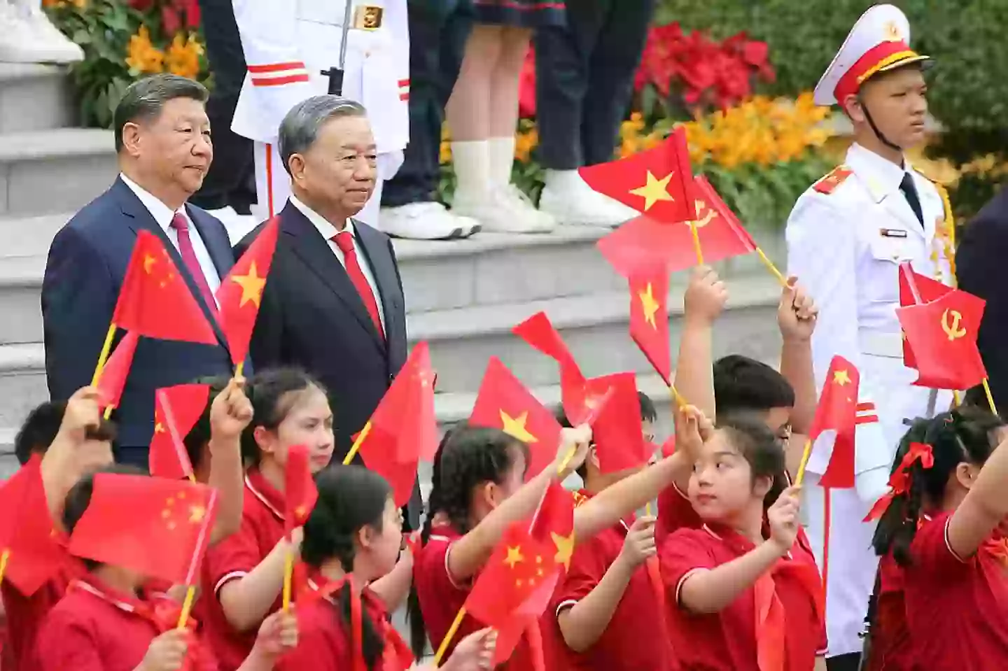 Chinese Premier Xi Jinping on a visit to Vietnam, where he said there would be 'no winners' from a trade war (LUONG THAI LINH/POOL/AFP via Getty Images)