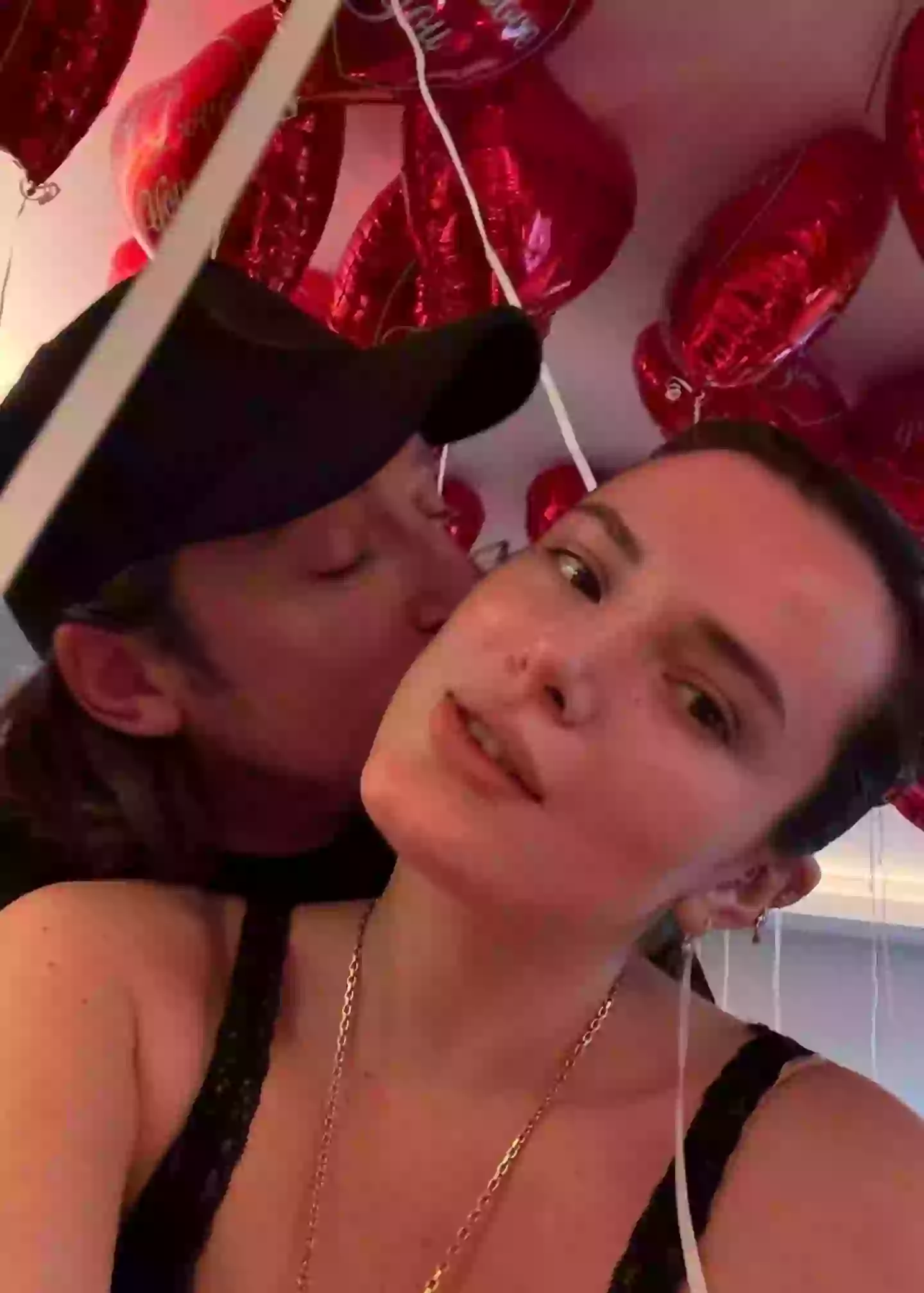 Bella Thorne popped the question to Matt Emms (Instagram/@bellathorne)