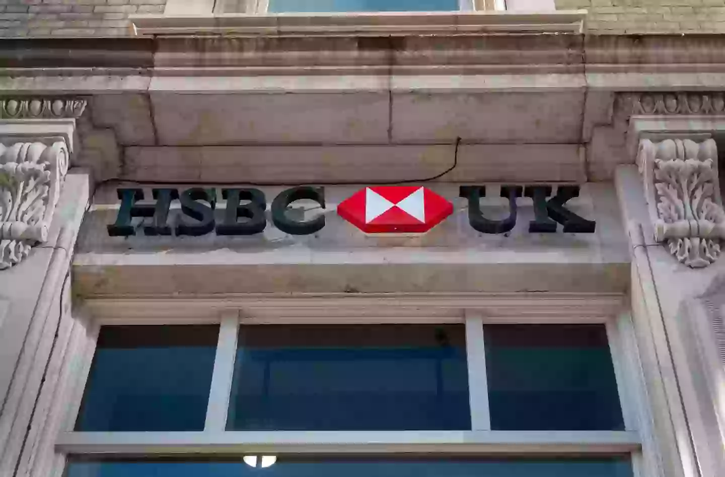 HSBC closed 114 UK branches in 2022 (Matt Cardy/Getty Images)