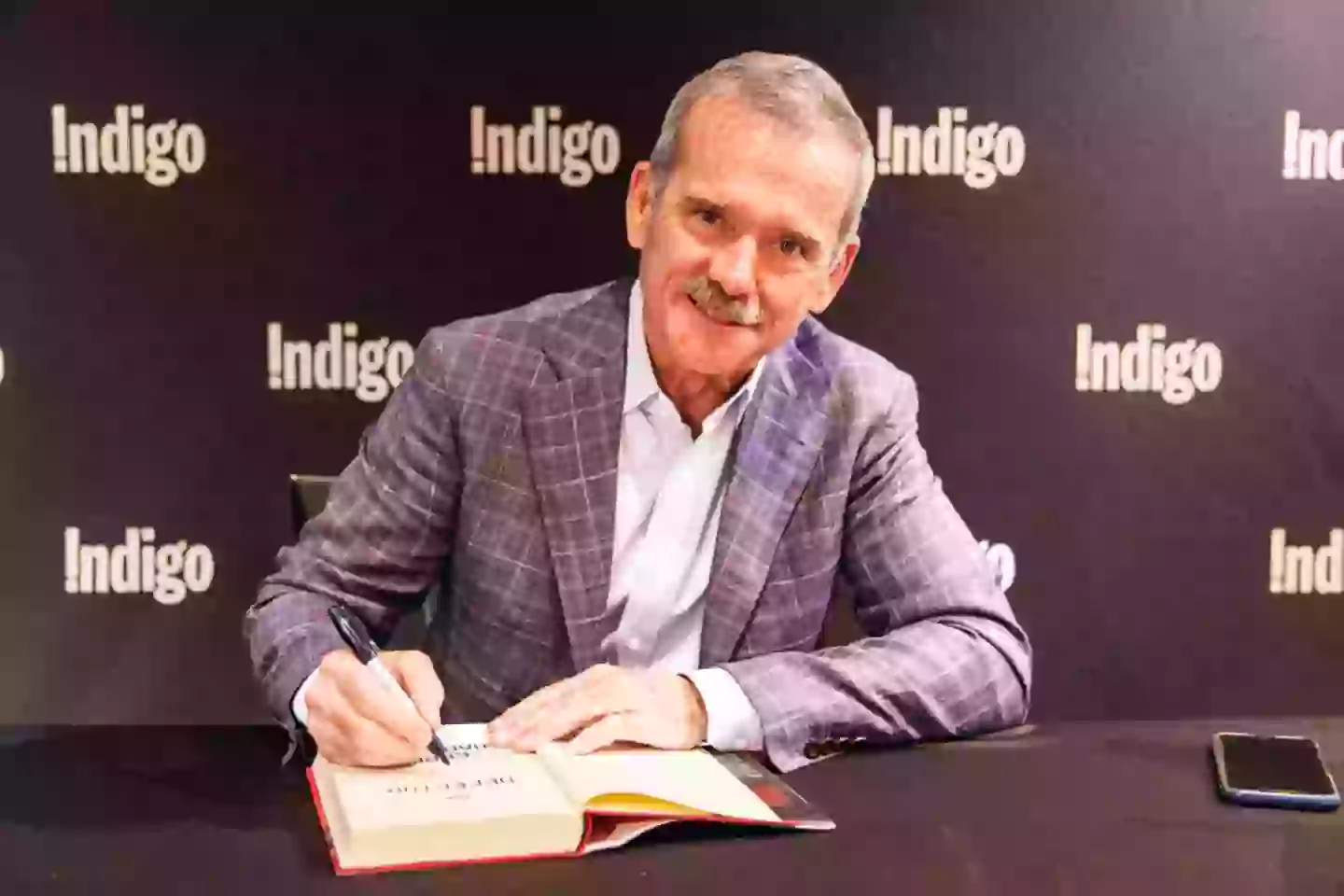 Chris Hadfield has explained why the NASA astronauts aren't as 'stranded' as people believe (Mathew Tsang/Getty Images)