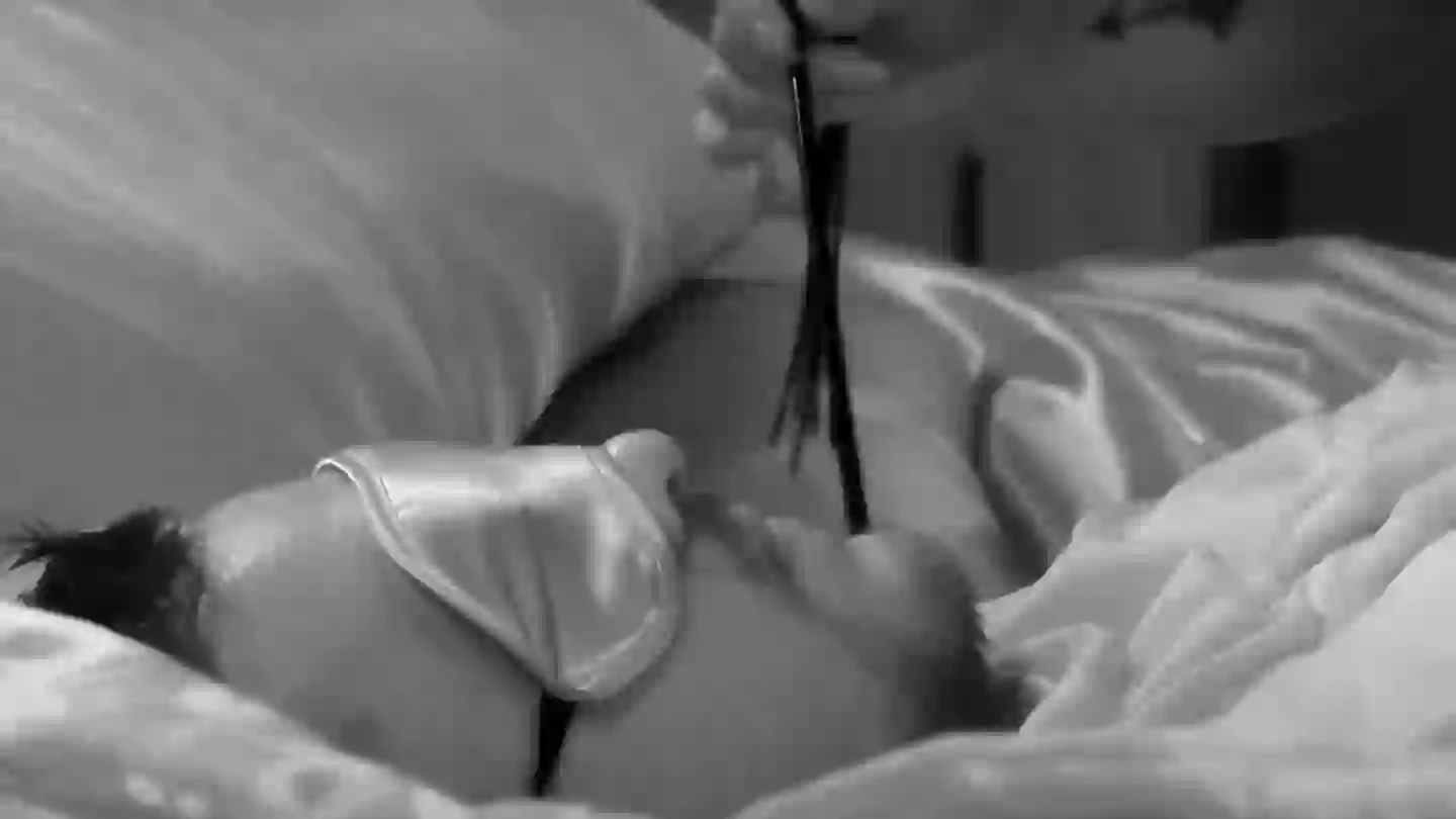 He had an orgy on the first night, overcoming his anxieties (Channel 4)