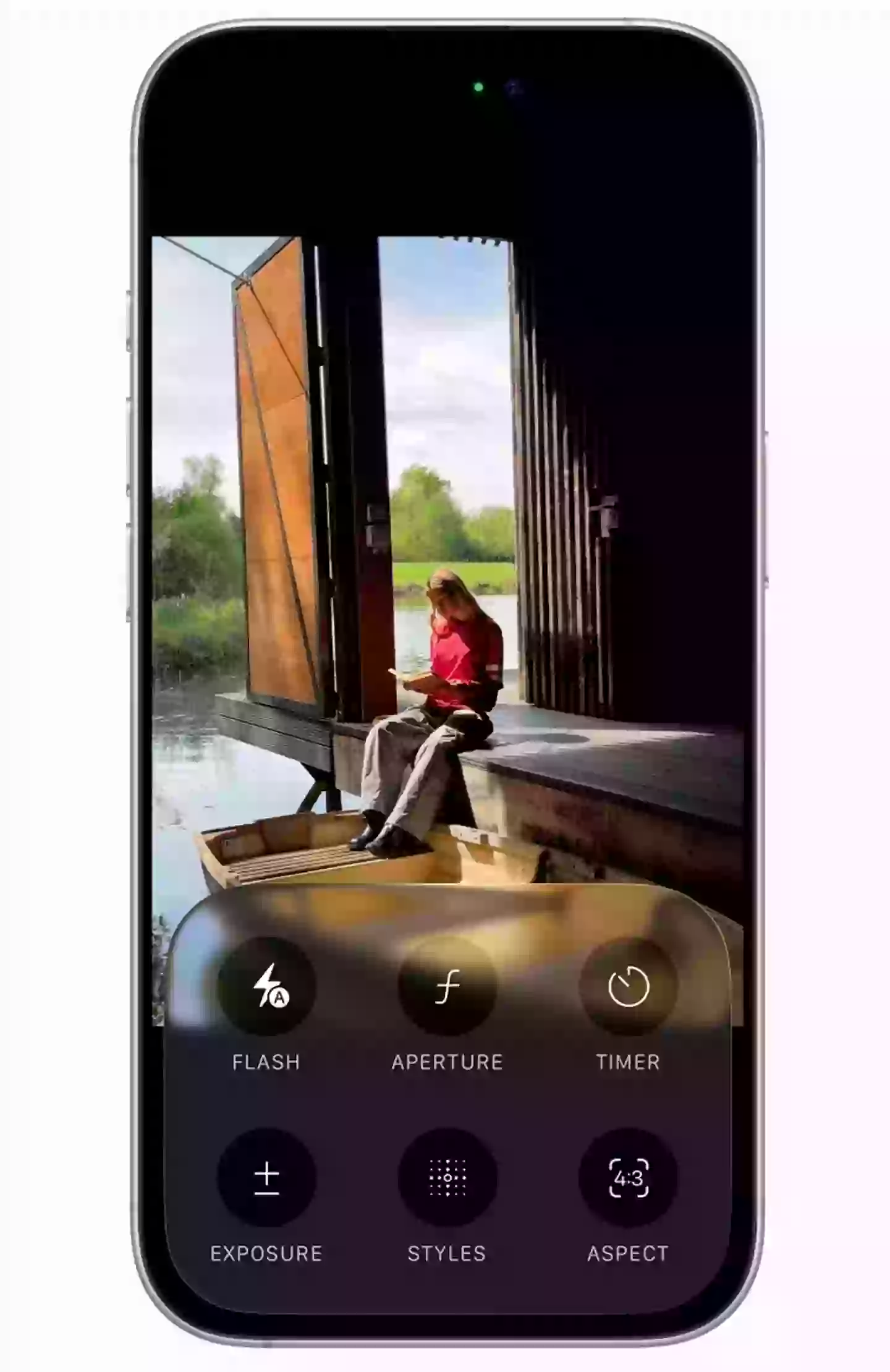 The new camera widgets look a lot more modern and refined (Apple)