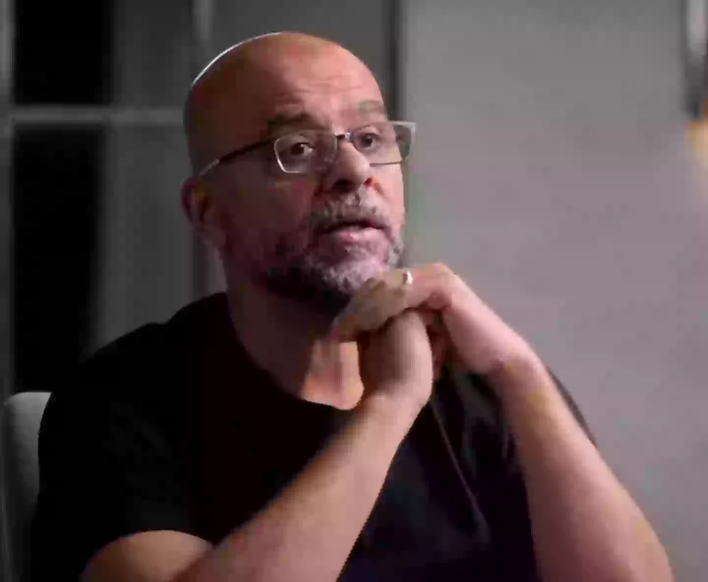 The former executive claims that we'll be living in a dystopian world very soon (YouTube/Diary of a CEO)