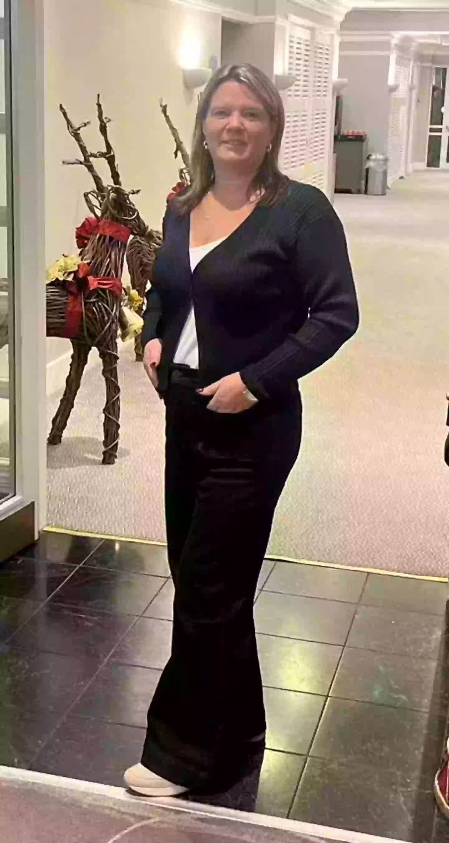 Ann-Marie said other passengers stuck up for her and said the Ryanair card readers sometimes didn't work (SWNS)