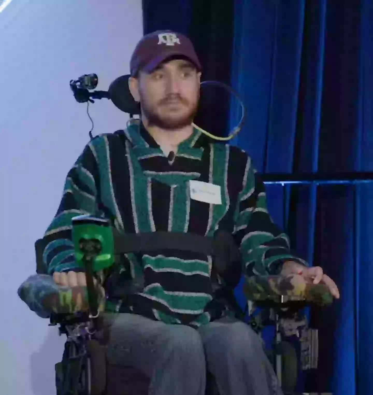 Noland hopes that eventually the chip could allow him to control his wheelchair (X/@ModdedQuad)