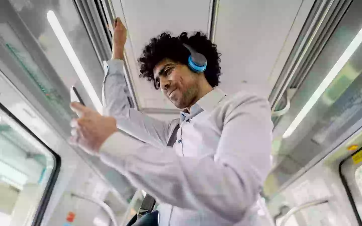 Your Bluetooth headphones could leave you at risk of being hacked (Getty Stock Image)