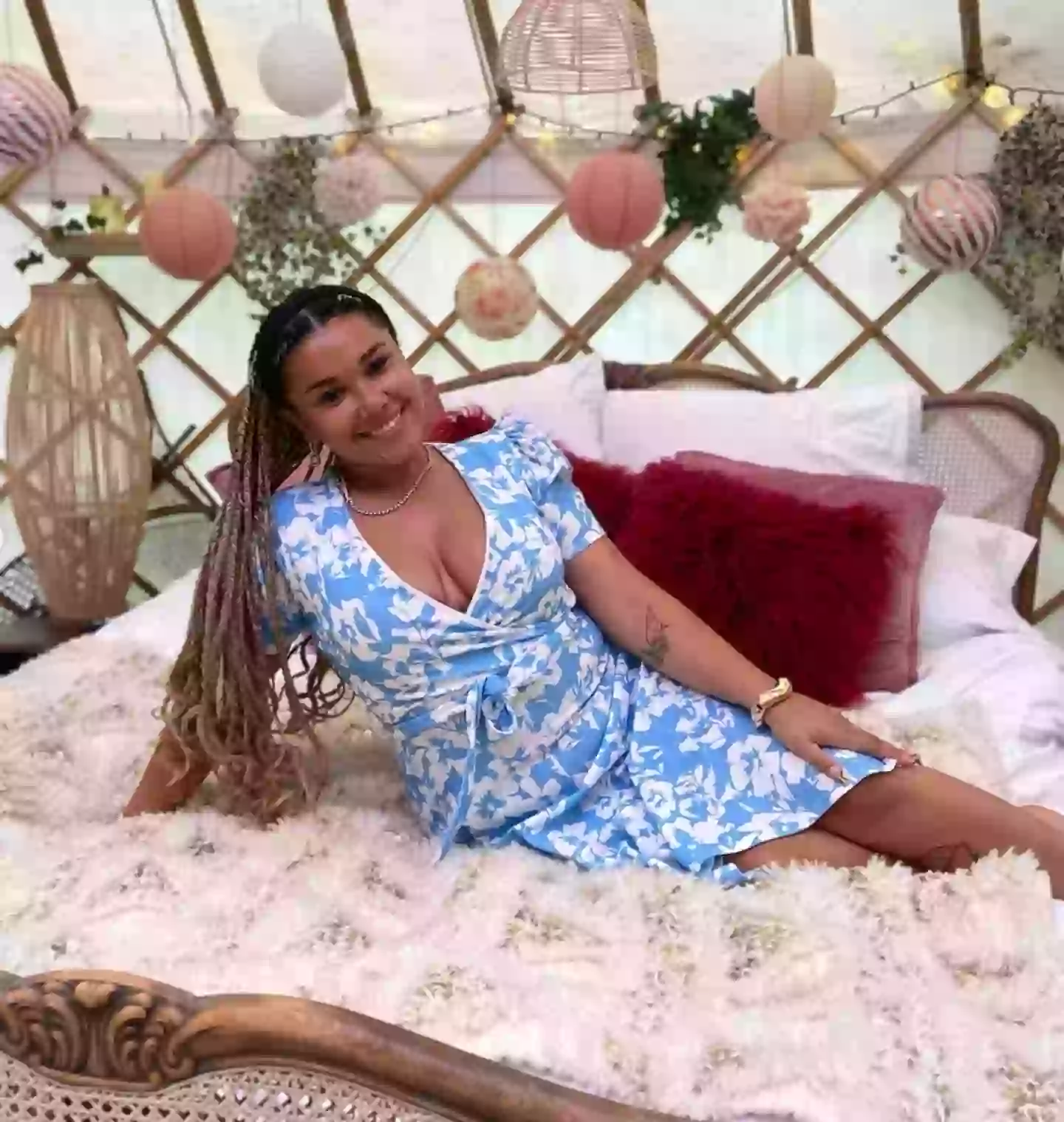 She explained that although most viewers have had a 'positive' reaction to her antics on Open House, 'there are always some who say nasty things' (Instagram/@thegraceflorence)