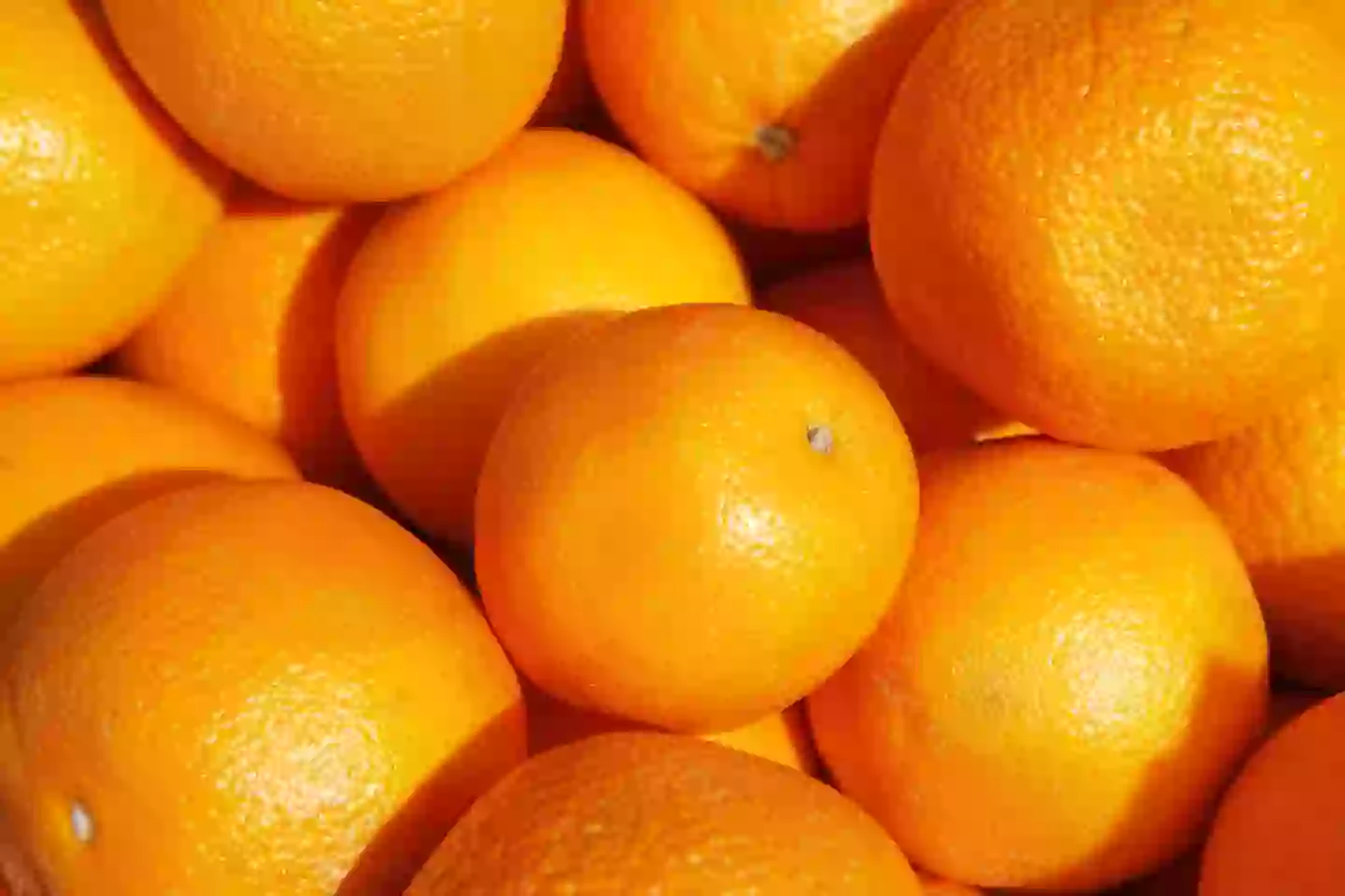 Some say 'potato' others say 'potato' and Eminem has a whole different way to say 'orange' (Getty Stock Image)