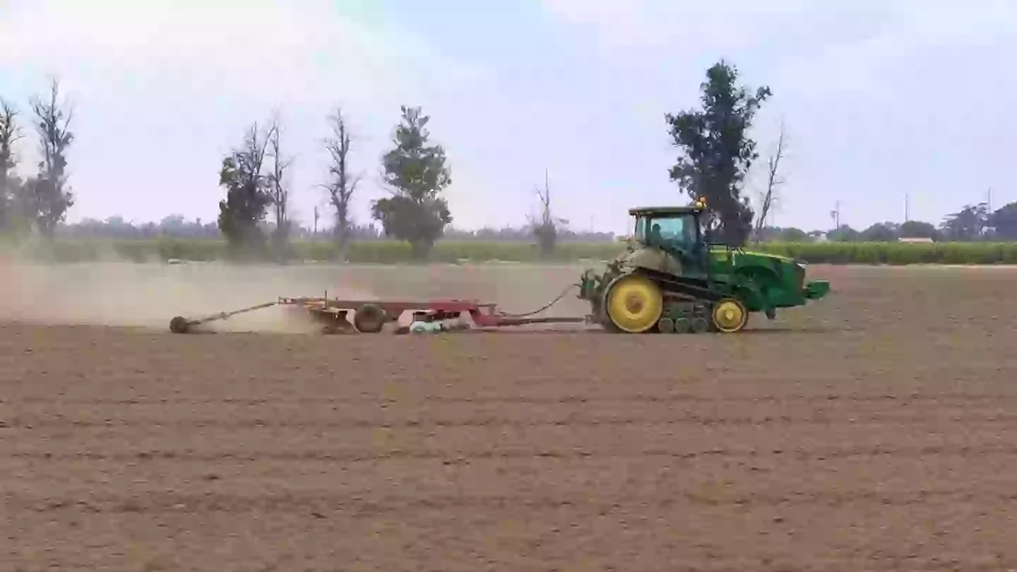 Modern tractors were impacted by the geomagnetic storm (NASA)