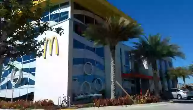 Inside the world's largest McDonald's which has a custom menu and sells ...