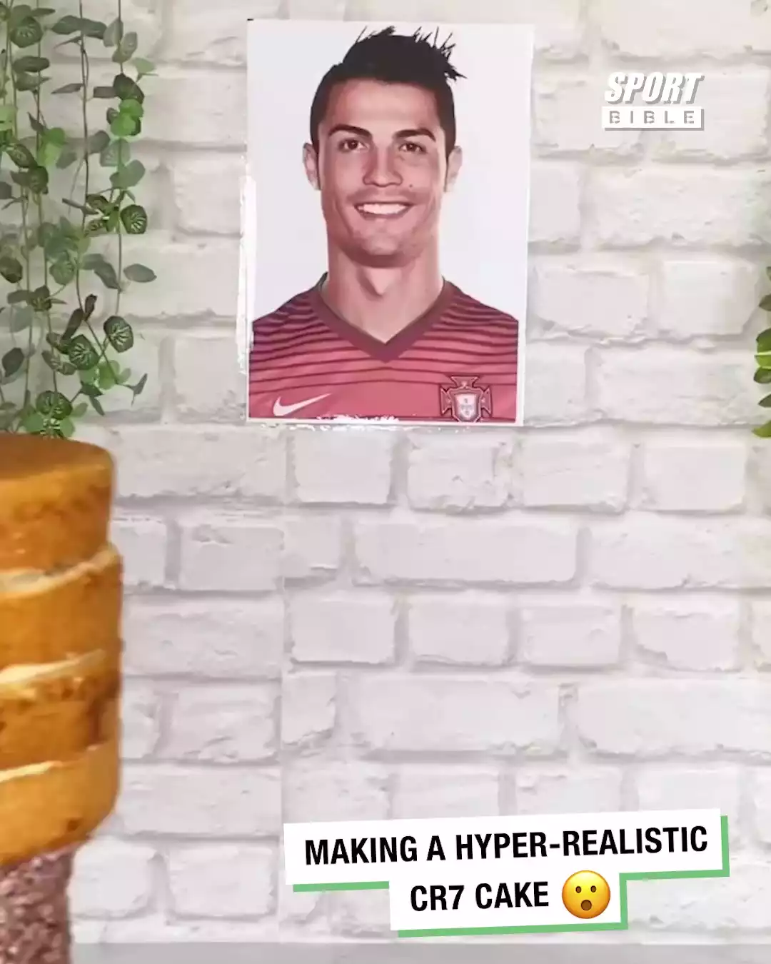 Making A Hyper-Realistic CR7 Cake đŽ