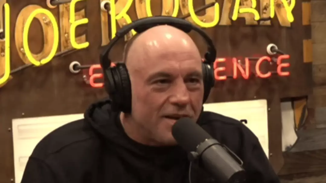 Joe Rogan Guest Breaks Down in Tears on Podcast After Being ‘Tricked ...