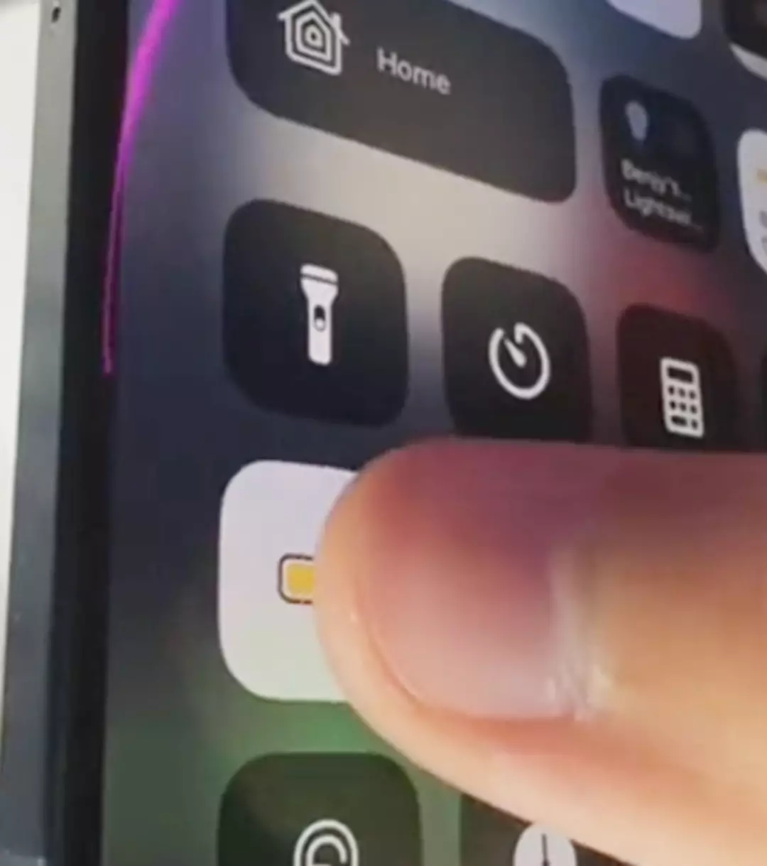 Important Reason Why You Should Never Have Low Power Mode On Your Apple important-reason-why-you-should-never-have-low-power-mode-on-your-apple