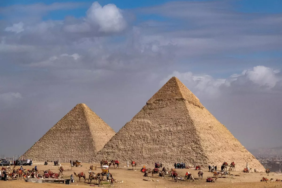 Mysterious doors in Great Pyramid of Giza hiding ‘secrets’ to be ...