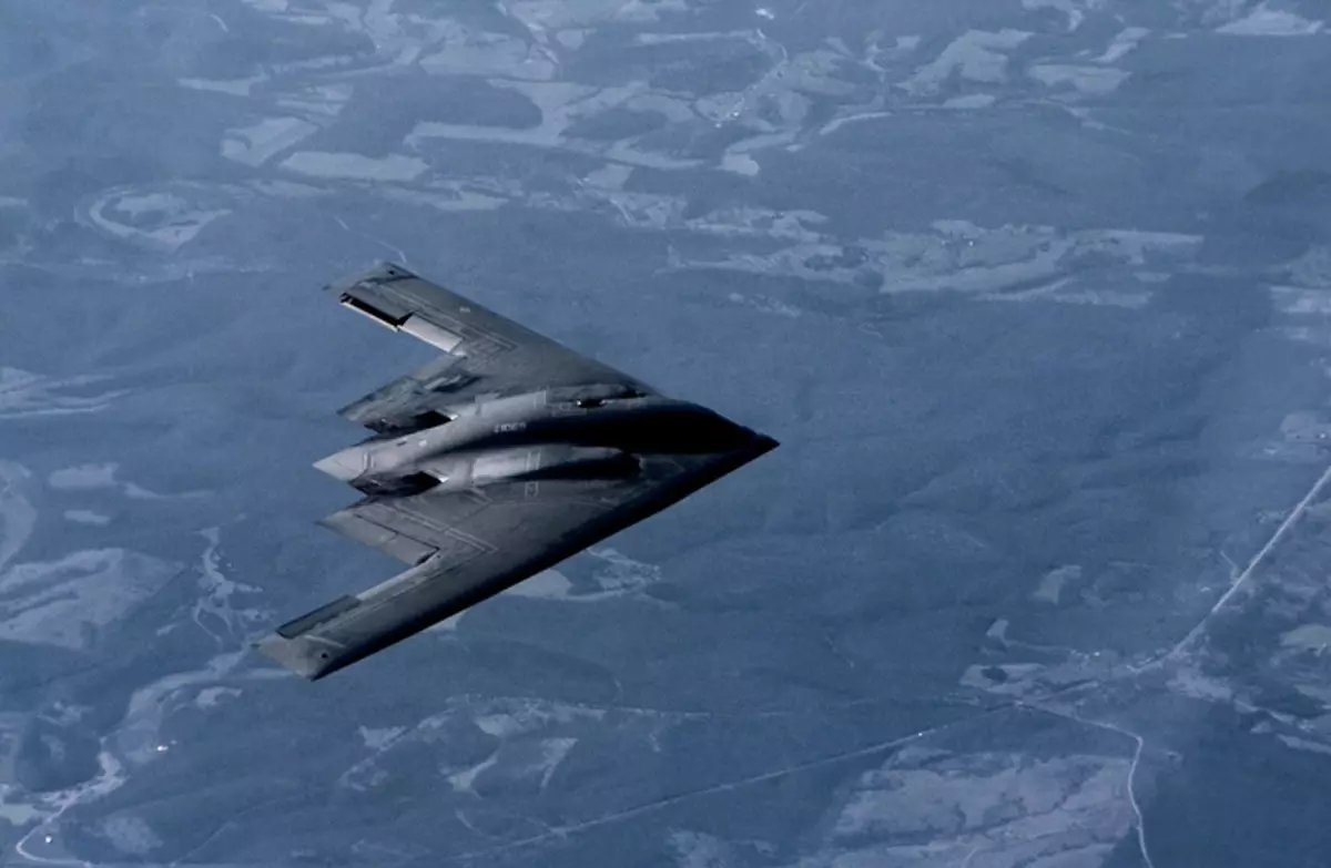 Ex-pilot of B-2 stealth bomber reveals disturbing truth of going to ...