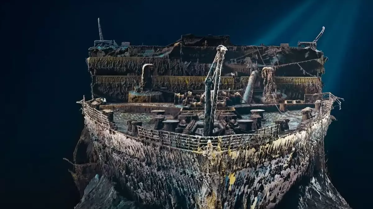 First-ever 3D scans of the Titanic reveal new details of ship's final hours 113 years ago