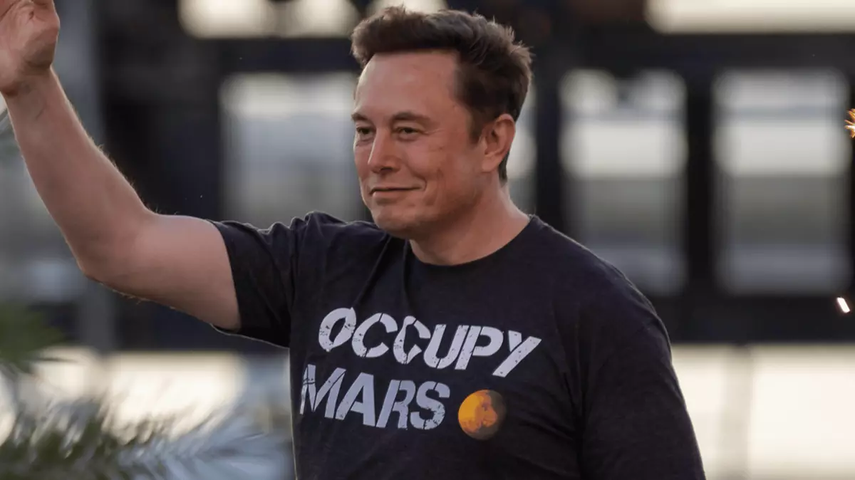 Elon Musk wants to visit bizarre square object on Mars after admitting ...