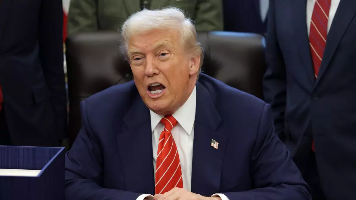 Trump Slams Jerk Maher After WH Dinner