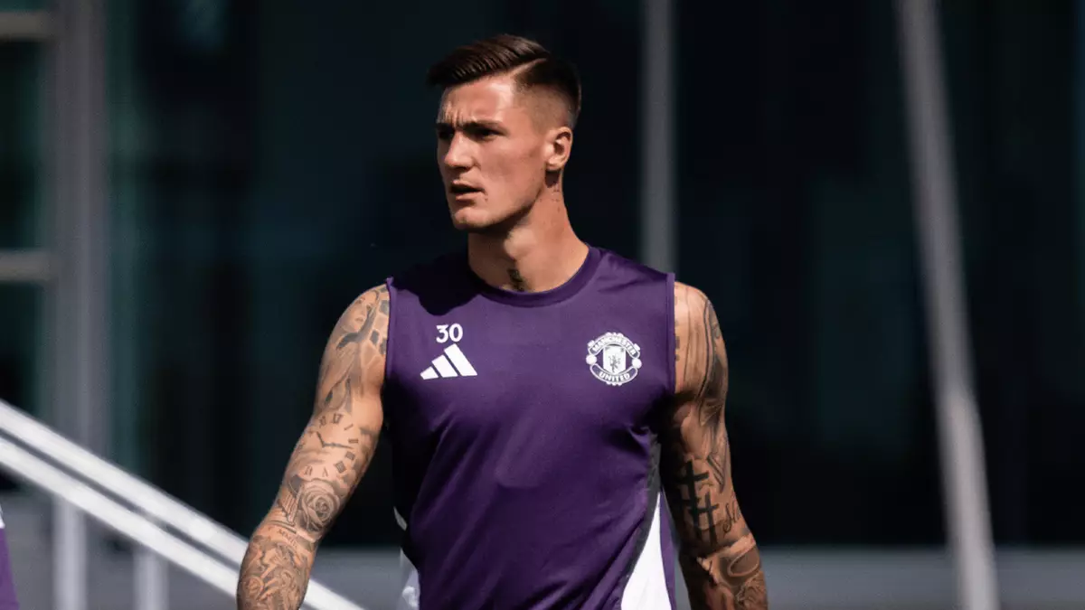 Benjamin Sesko Training Footage Forces Fans Into Man Utd Verdict