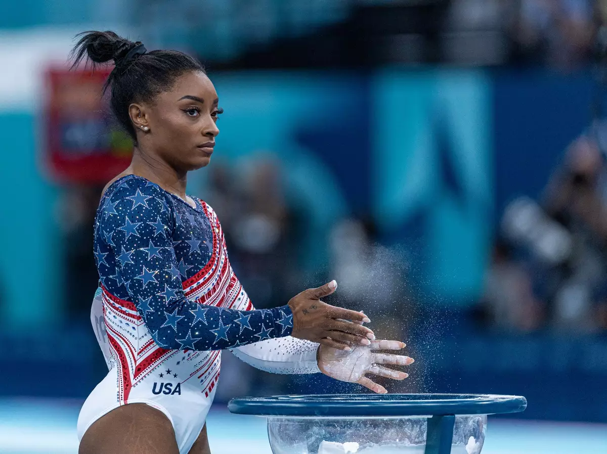 Simone Biles posts brutal message to exteammate before getting