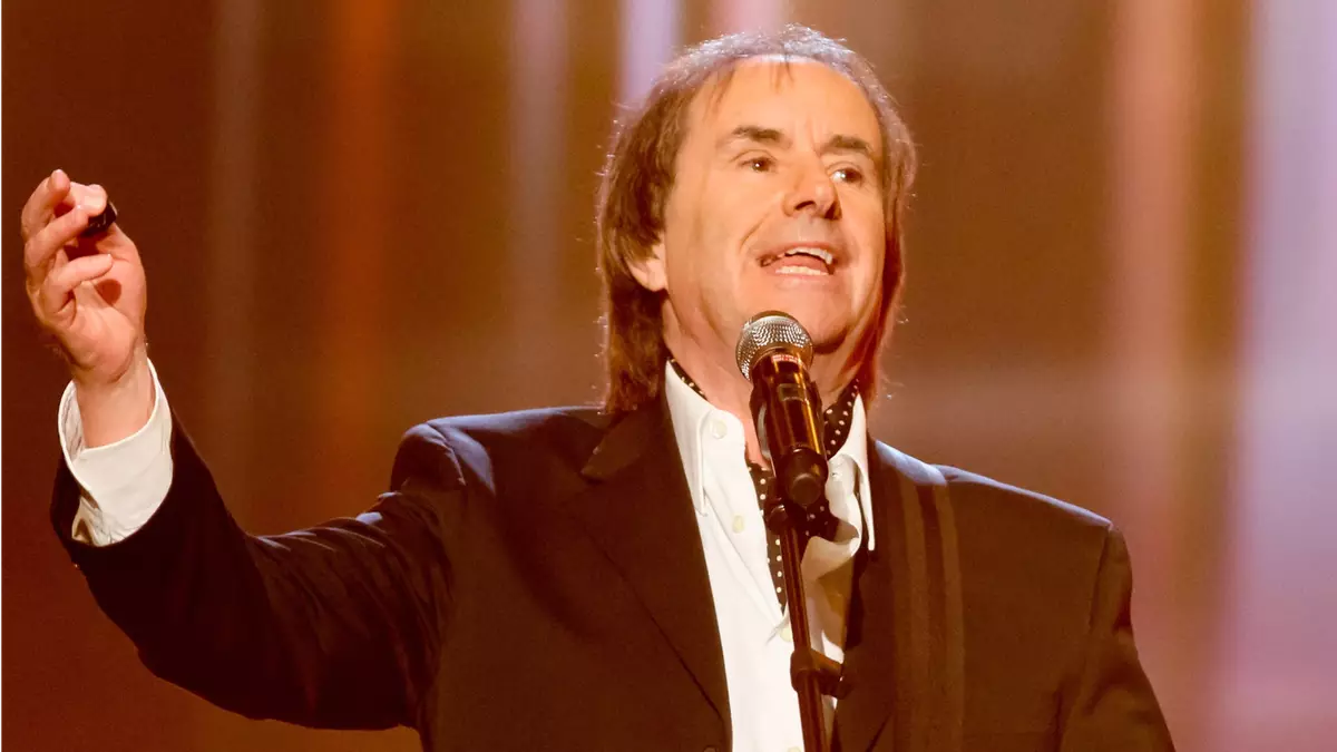What is Chris de Burgh’s net worth in 2022? - Entertainment - LADbible