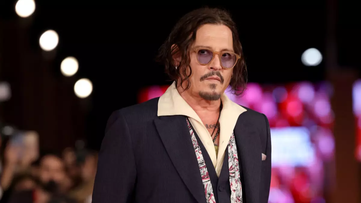 Johnny Depp transformation for new role leaves fans stunned in Hollywood return after Amber Heard trial - Celebrity - LADbible