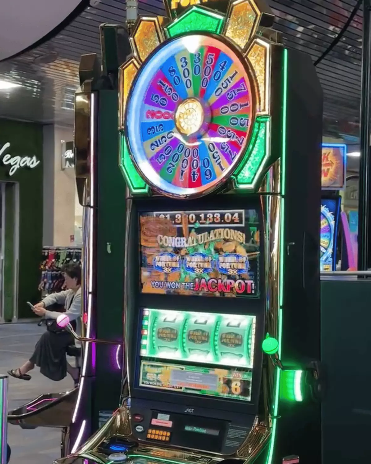 Lucky tourist wins a staggering £1 million jackpot on slot machine at ...